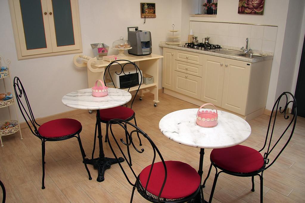 B&B Adriana Паола Екстериор снимка